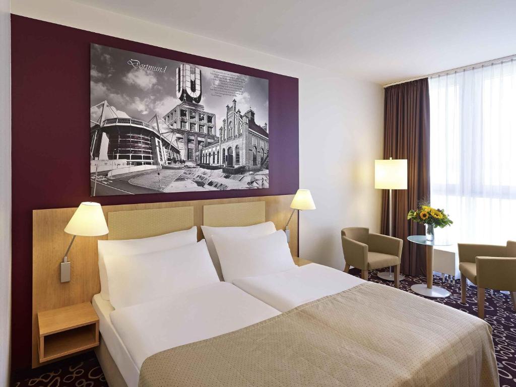 Elegant Hotel Room